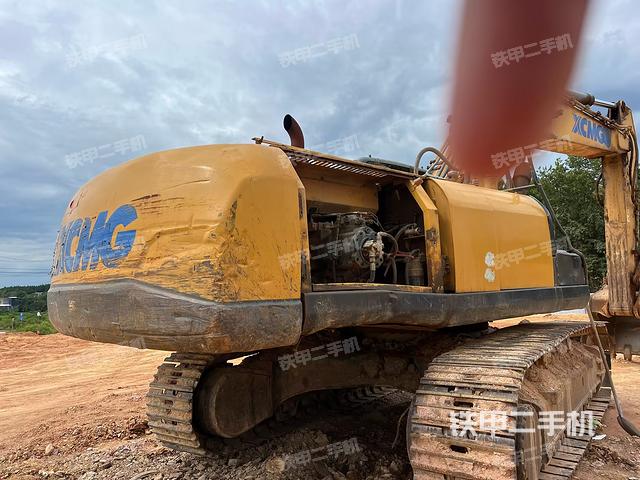 整机右后45°(整机外观) 整机右后45°(整机外观)