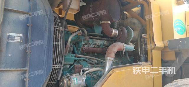 發(fā)動機右側(cè)(整機外觀及大件) 發(fā)動機右側(cè)(整機外觀及大件)