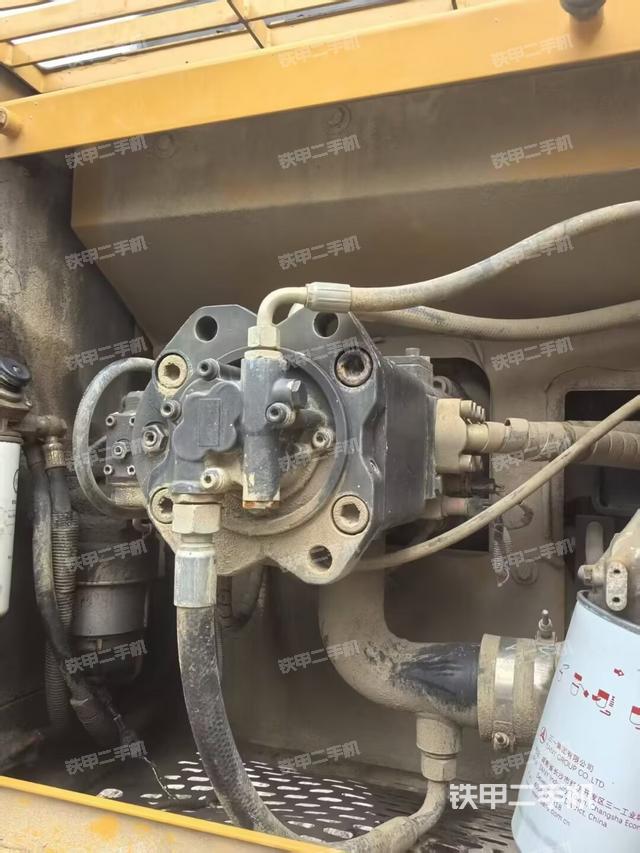 液压泵室（大件舱室）