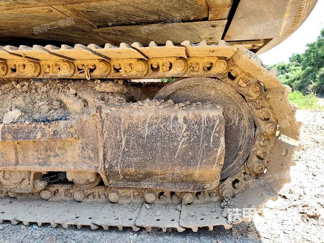 右侧履带整体（行走机构）