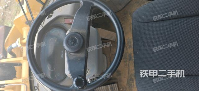 駕駛室操作臺(tái)（整機(jī)外觀及大件）