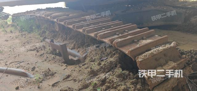 單側(cè)履帶整體（整機外觀）