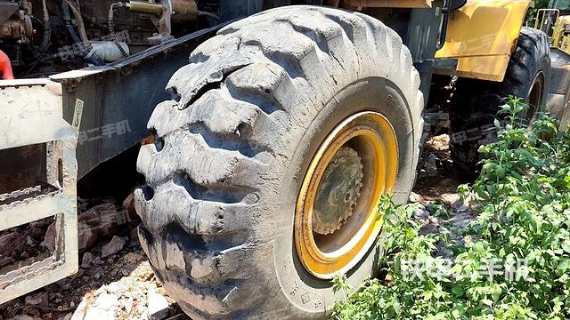 右后輪(行走機(jī)構(gòu)) 右后輪(行走機(jī)構(gòu))