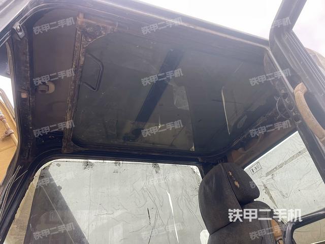 顶棚整体（驾驶室部分）