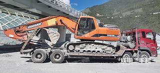 甘孜藏族自治州出售 斗山 DH215-9E 挖掘机