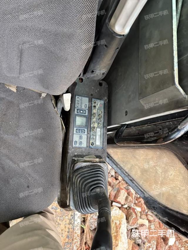 小时表(驾驶室部分) 小时表(驾驶室部分)