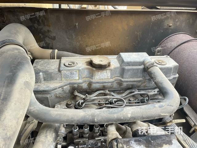 发动机室（上车部件）