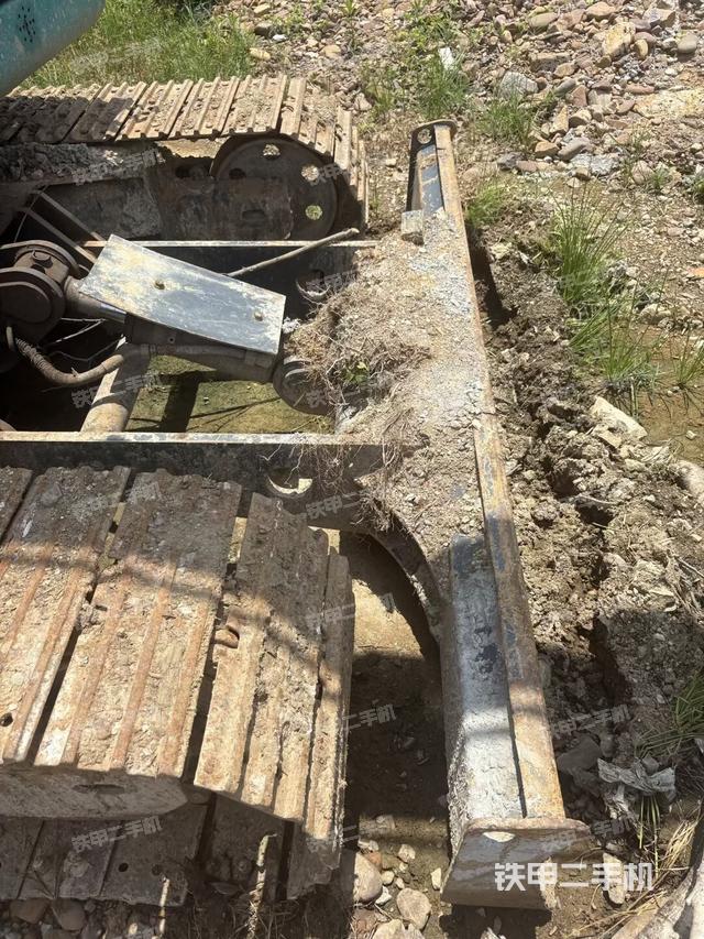 大臂根部?斜(工作和回轉裝置) 大臂根部?斜(工作和回轉裝置)