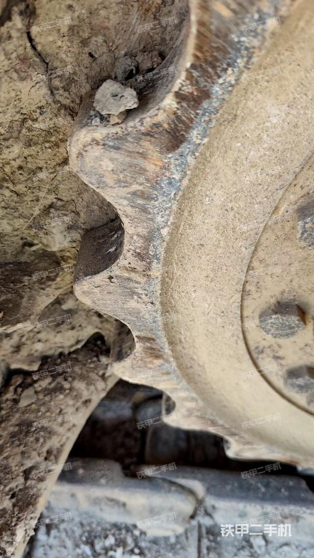 左驱动轮（行走机构）