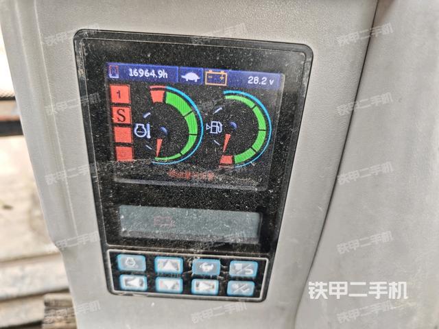 小时表(驾驶室部分) 小时表(驾驶室部分)