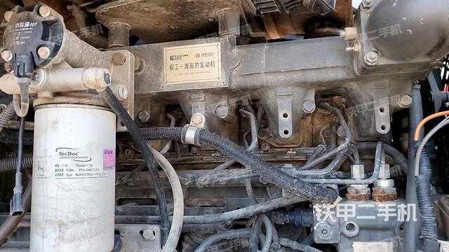 散熱器正面(動(dòng)力系統(tǒng)) 散熱器正面(動(dòng)力系統(tǒng))