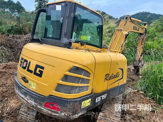 整机右后45°(整机外观) 整机右后45°(整机外观)