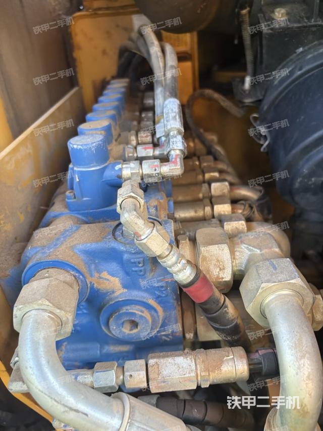 分配阀(上车部件) 分配阀(上车部件)