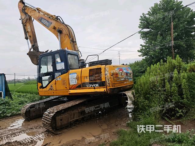 右后45(整机外观) 右后45(整机外观)