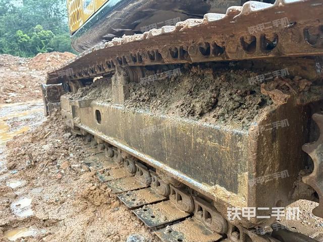 右驱动轮(行走机构) 右驱动轮(行走机构)