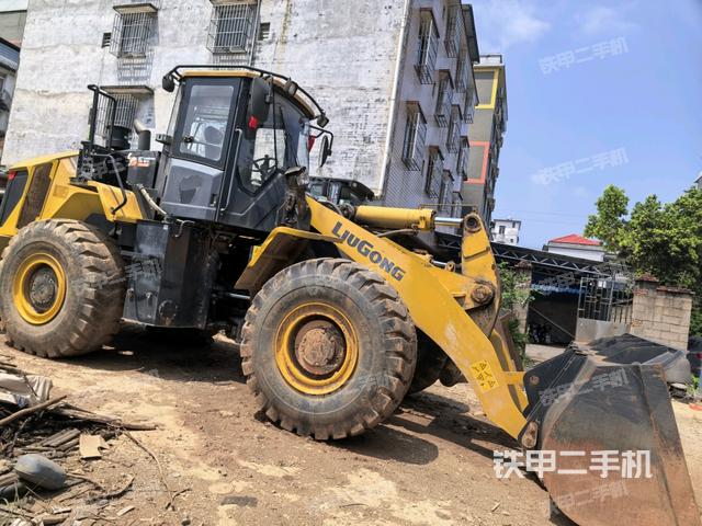 左后45°(整機(jī)外觀) 左后45°(整機(jī)外觀)