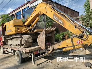 雷沃重工FR80E2挖掘机实拍图片