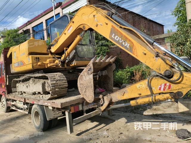 雷沃重工FR80E2挖掘機(jī)