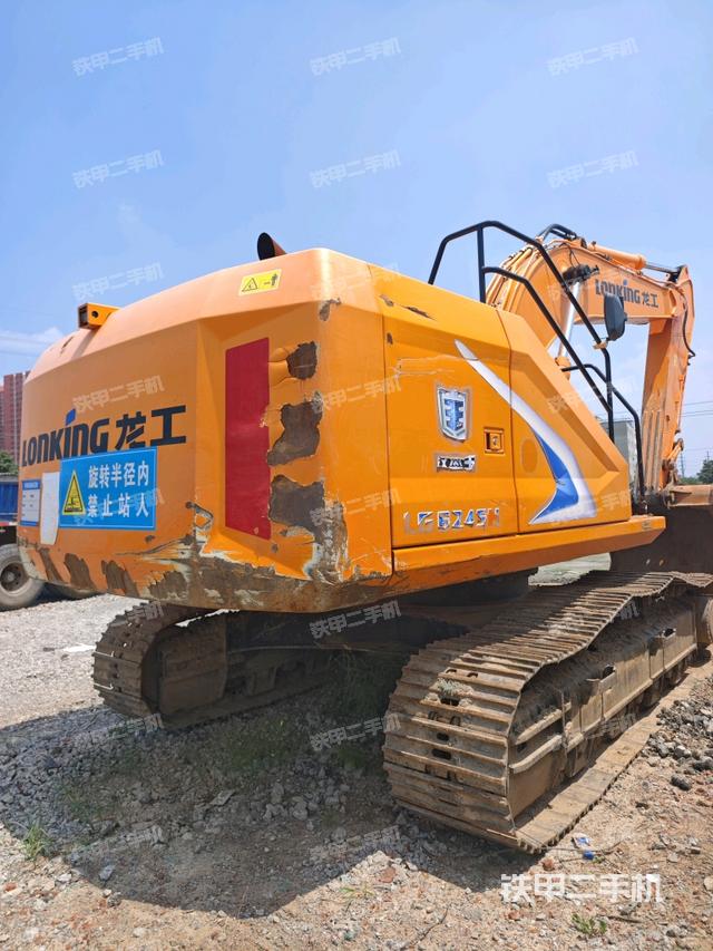 整机右后45°(整机外观) 整机右后45°(整机外观)