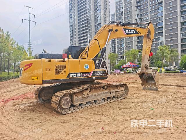 右后45(整機(jī)外觀) 右后45(整機(jī)外觀)