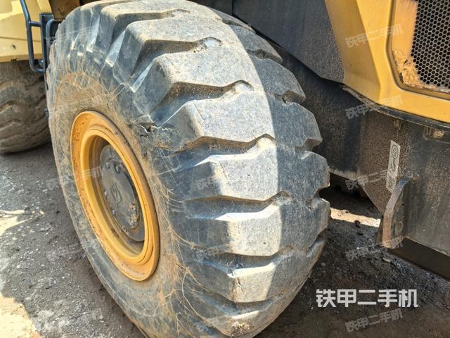 左前輪(行走機(jī)構(gòu)) 左前輪(行走機(jī)構(gòu))