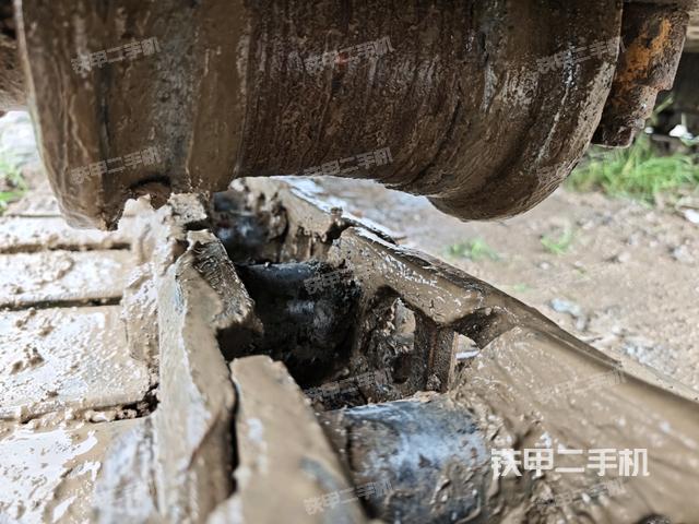 左侧行走马达盖板(行走机构) 左侧行走马达盖板(行走机构)