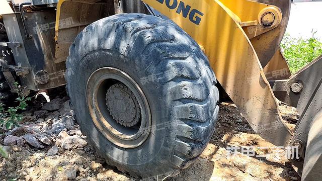 右前輪(行走機(jī)構(gòu)) 右前輪(行走機(jī)構(gòu))