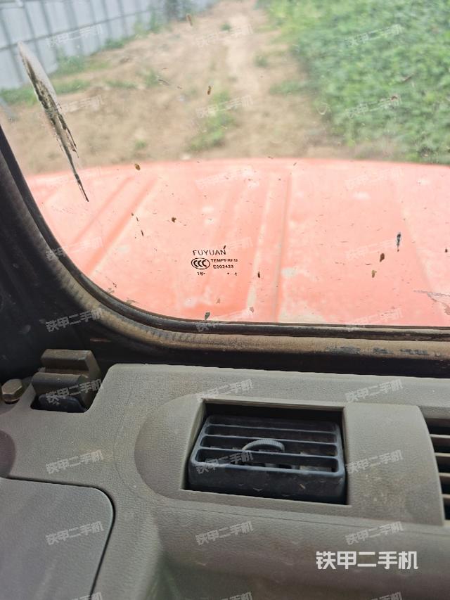 后窗玻璃角標(biāo)（駕駛室部分）