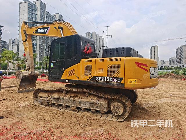 左后45(整機(jī)外觀) 左后45(整機(jī)外觀)