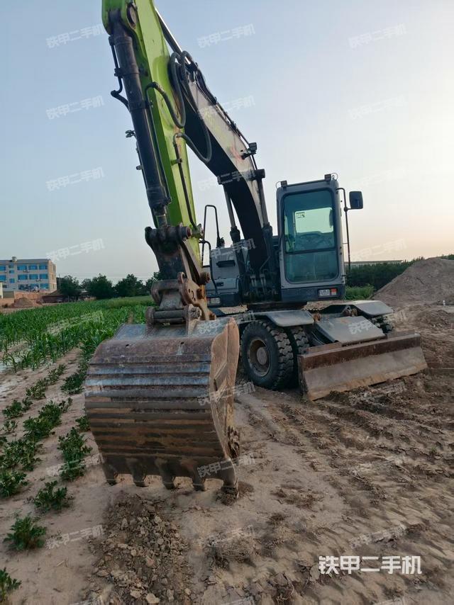中联重科ZE150WG挖掘机