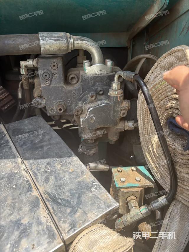 電瓶(大件艙室) 電瓶(大件艙室)