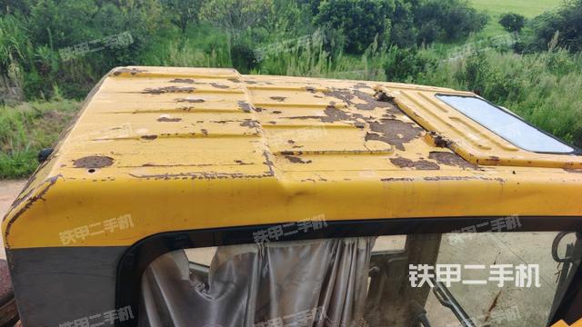 驾驶室顶部俯视(上车部件) 驾驶室顶部俯视(上车部件)