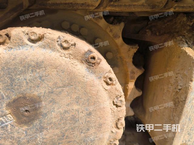 右侧行走马达盖板(行走机构) 右侧行走马达盖板(行走机构)