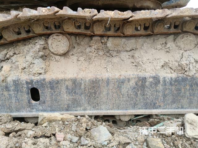 右导向轮(行走机构) 右导向轮(行走机构)