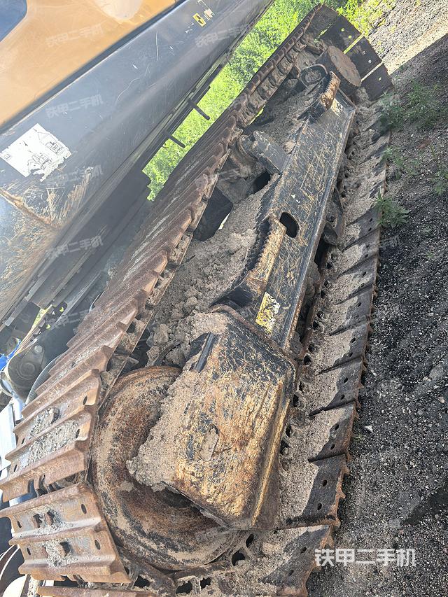 单侧履带整体（整机外观）