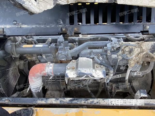 气门室盖螺丝特写(上车部件) 气门室盖螺丝特写(上车部件)