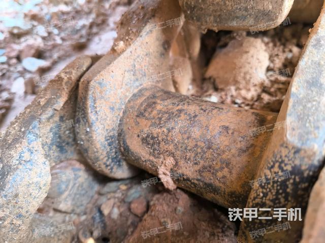 右侧行走马达盖板（行走机构）