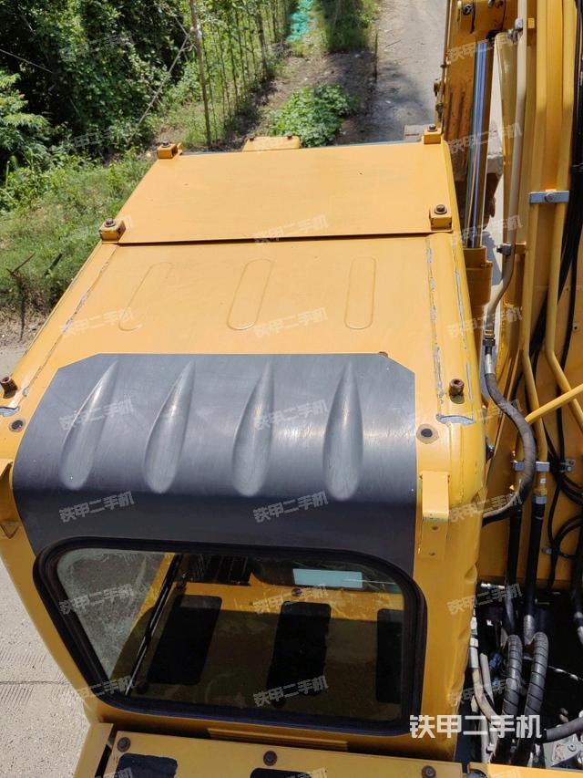 駕駛室頂部（整機(jī)外觀）