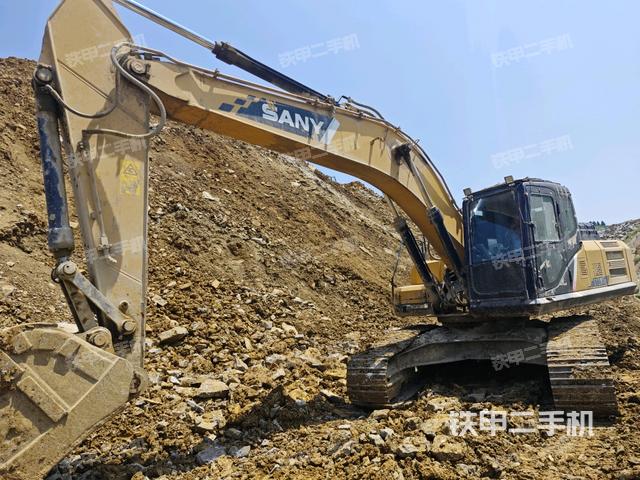 三一重工SY245H挖掘機(jī)
