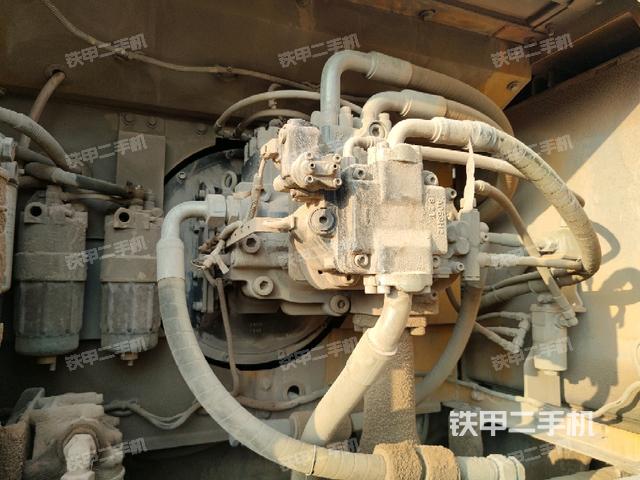 液壓泵斜45?左(大件艙室) 液壓泵斜45?左(大件艙室)