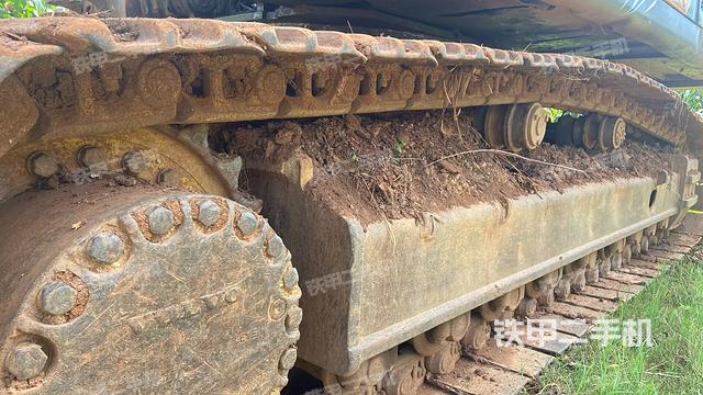 右驱动轮（行走机构）