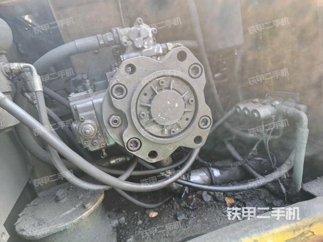 液压泵室（大件舱室）