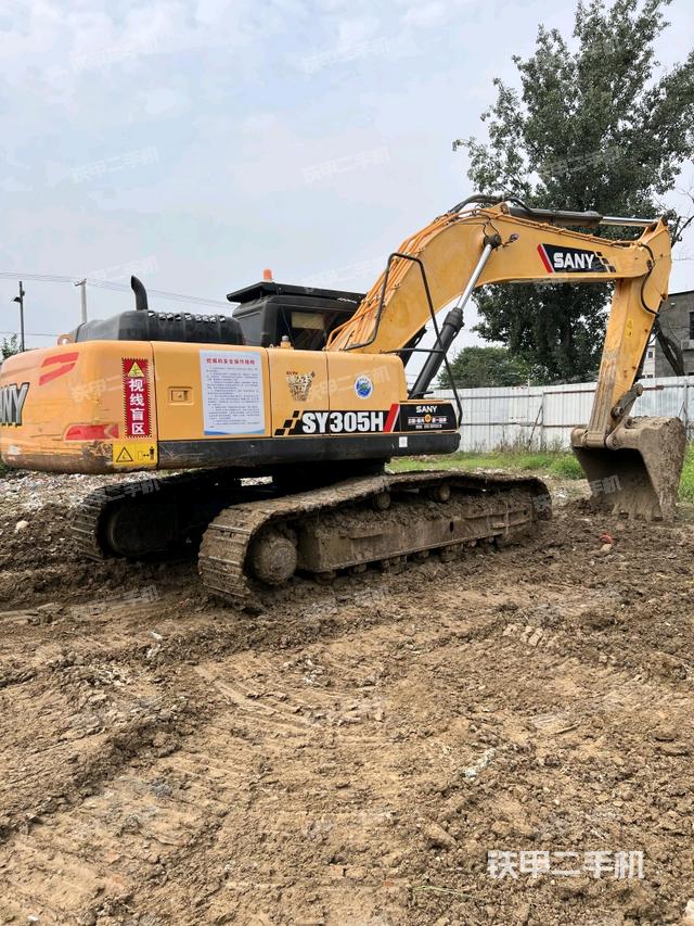 整机右后45°(整机外观) 整机右后45°(整机外观)