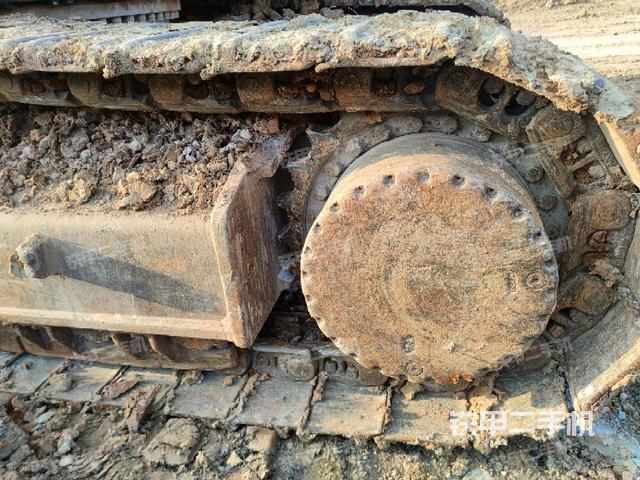 左驅(qū)動輪(行走機(jī)構(gòu)) 左驅(qū)動輪(行走機(jī)構(gòu))