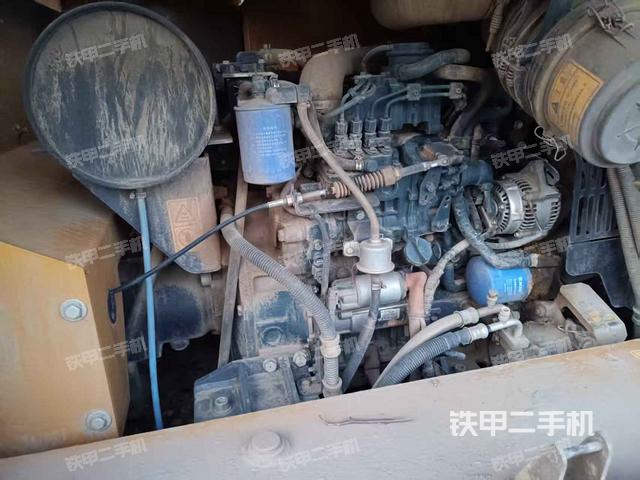 发动机整体俯视(整机外观) 发动机整体俯视(整机外观)