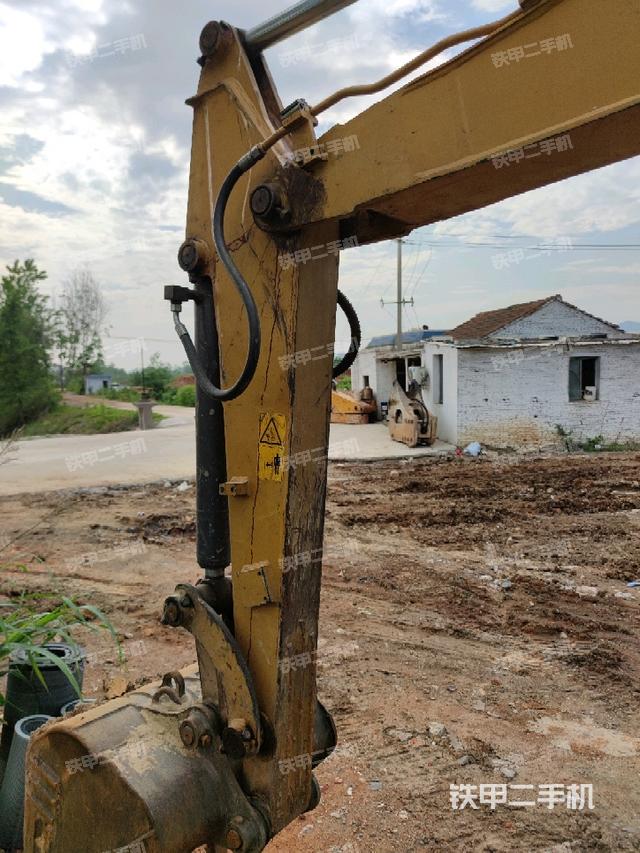 小臂整體左后（工作和回轉(zhuǎn)裝置）