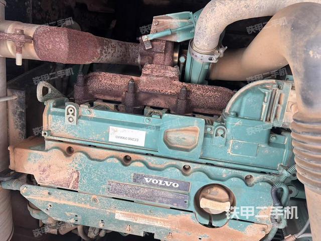 发动机整体俯视（整机外观）