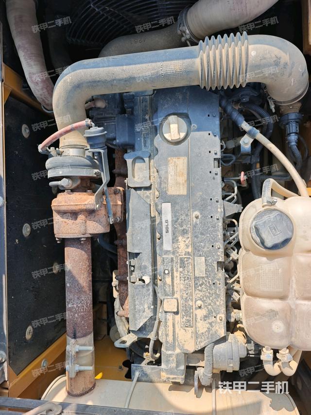 發(fā)動(dòng)機(jī)整體俯視（整機(jī)外觀）