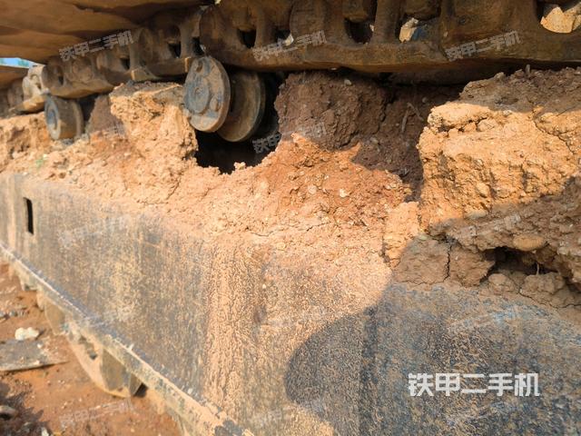 小臂整体左后（工作和回转装置）