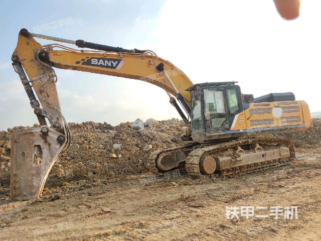 三一重工SY485H挖掘機(jī)